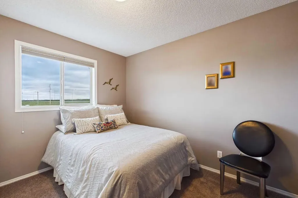 279 Valley Brook Circle NW Calgary AB T3B 5S4