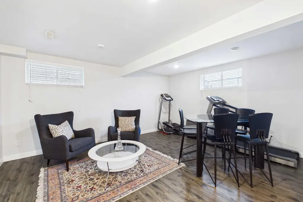 279 Valley Brook Circle NW Calgary AB T3B 5S4