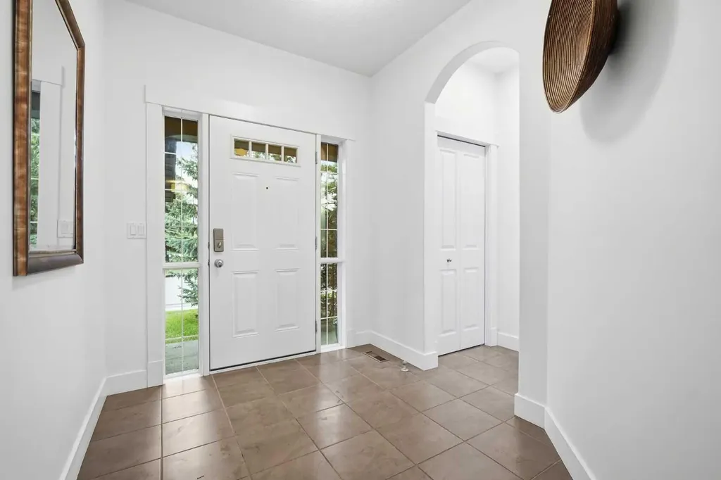 114 Cougarstone Crescent SW Calgary AB T3H 4Z5