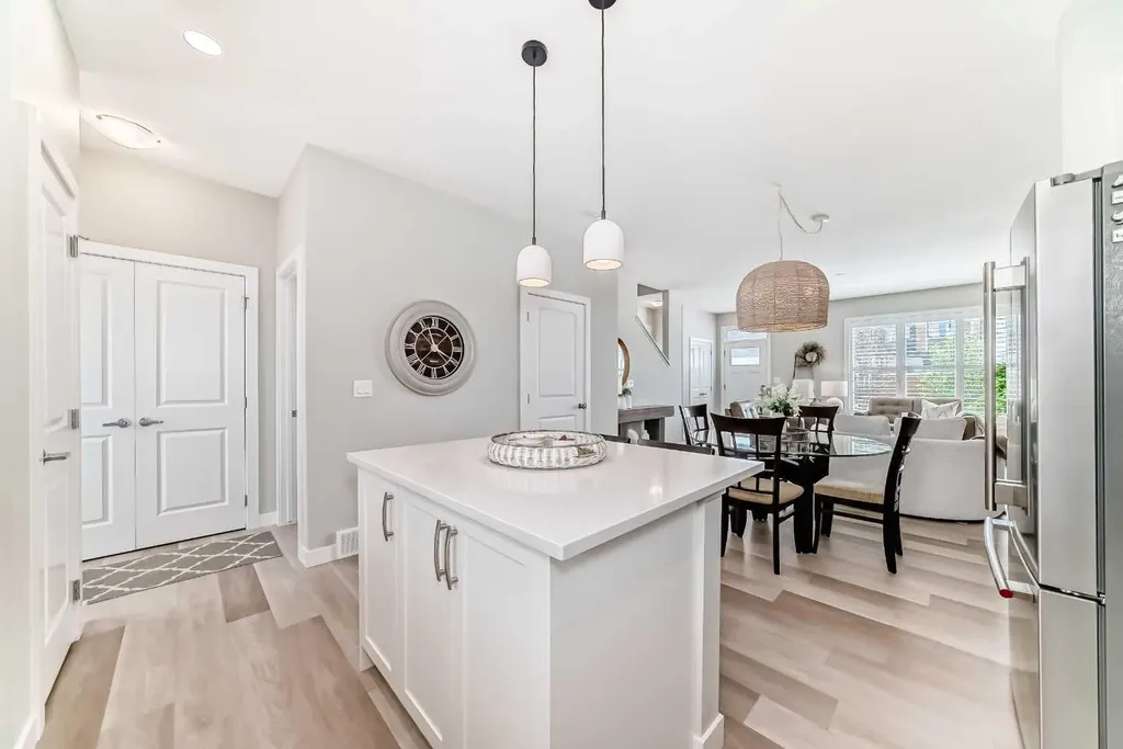 116 Precedence Way Cochrane AB T4C 2T5