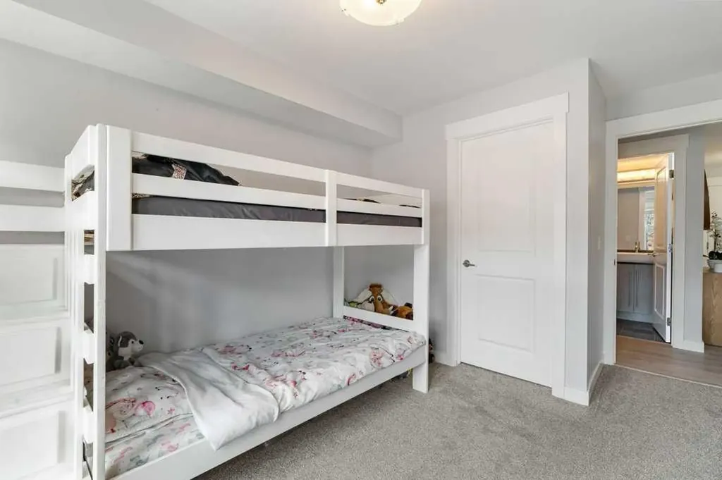 11 Mahogany Row SE Calgary AB T3M 2L6