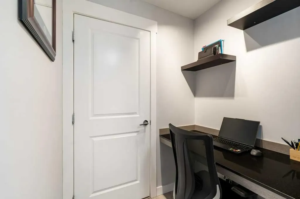 11 Mahogany Row SE Calgary AB T3M 2L6