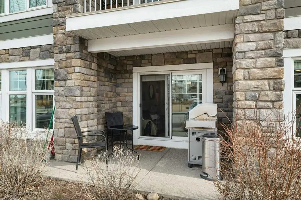 11 Mahogany Row SE Calgary AB T3M 2L6