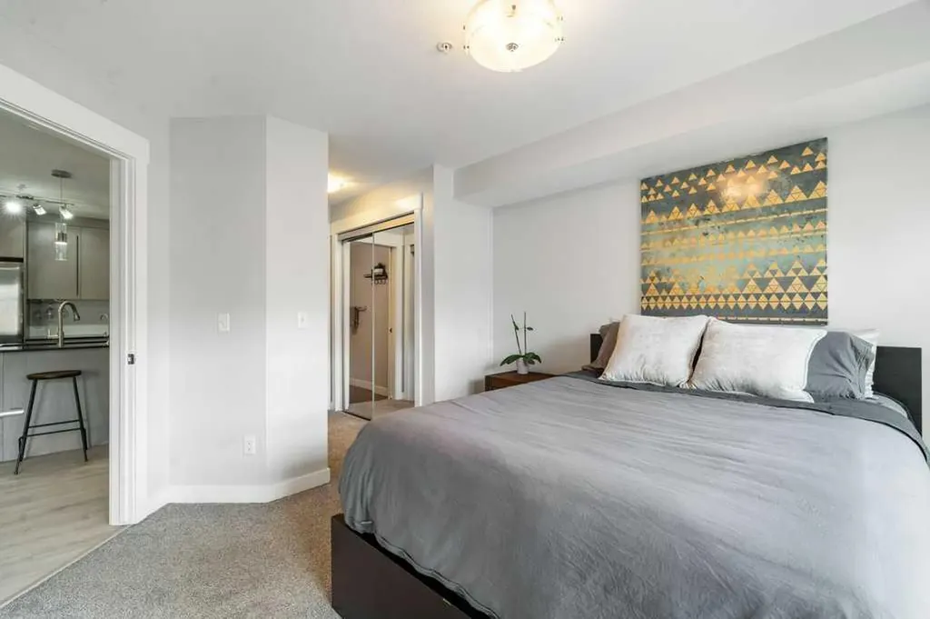 11 Mahogany Row SE Calgary AB T3M 2L6