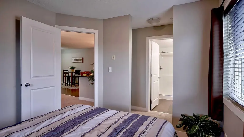 403 Mackenzie Way SW Airdrie AB T4B 3V7