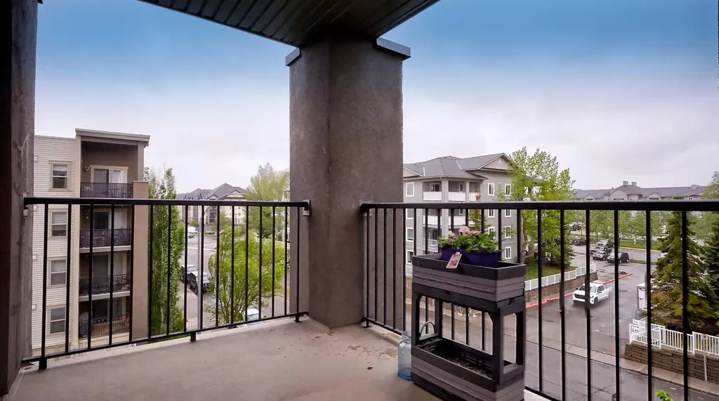 403 Mackenzie Way SW Airdrie AB T4B 3V7