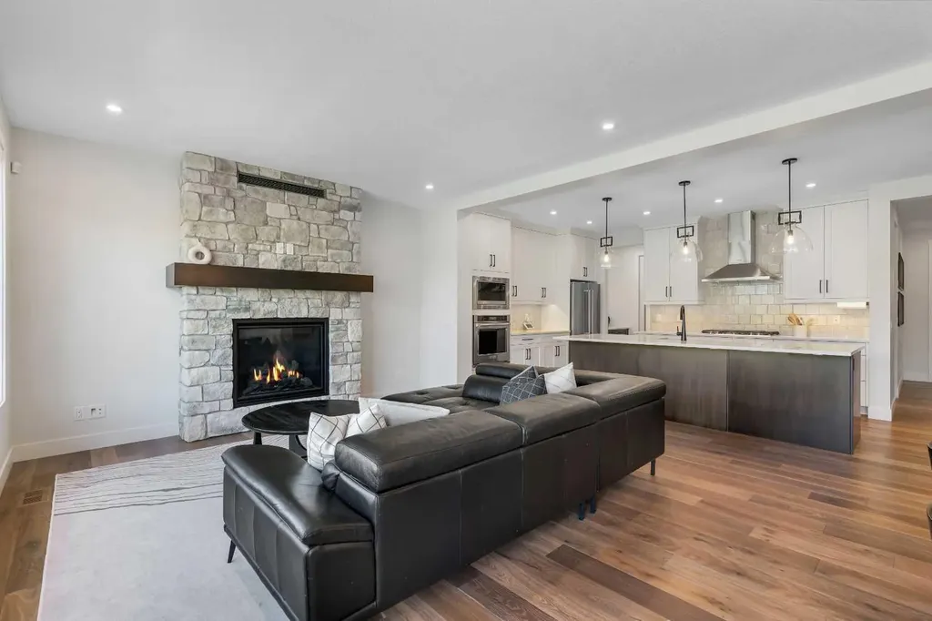 236 Marina Grove SE Calgary AB T3M 3J4