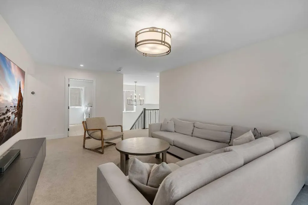 236 Marina Grove SE Calgary AB T3M 3J4