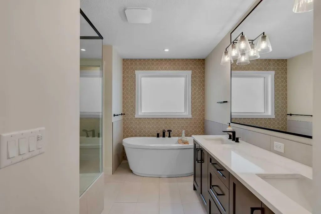 236 Marina Grove SE Calgary AB T3M 3J4