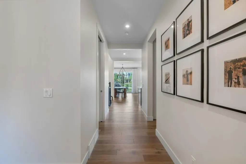 236 Marina Grove SE Calgary AB T3M 3J4