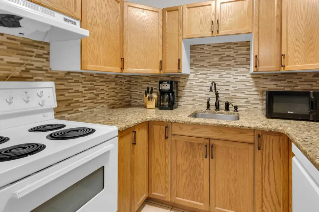 5601 Dalton Drive NW Calgary AB T3A 2E2