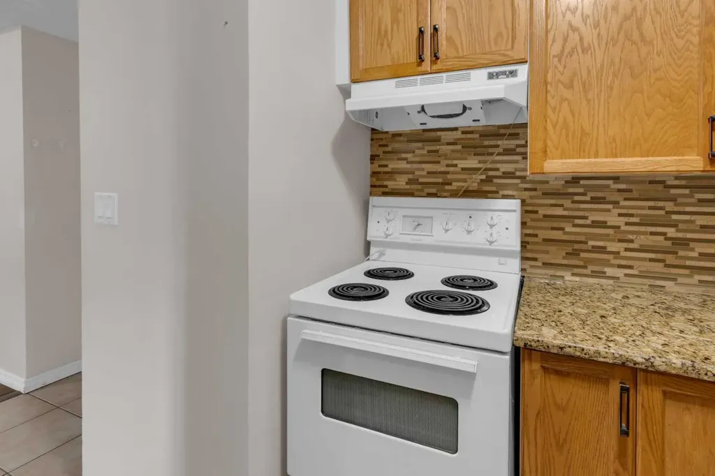 5601 Dalton Drive NW Calgary AB T3A 2E2