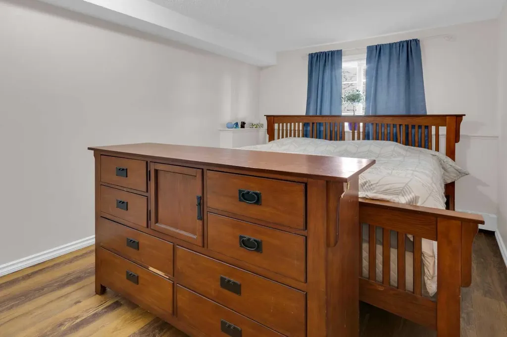 5601 Dalton Drive NW Calgary AB T3A 2E2