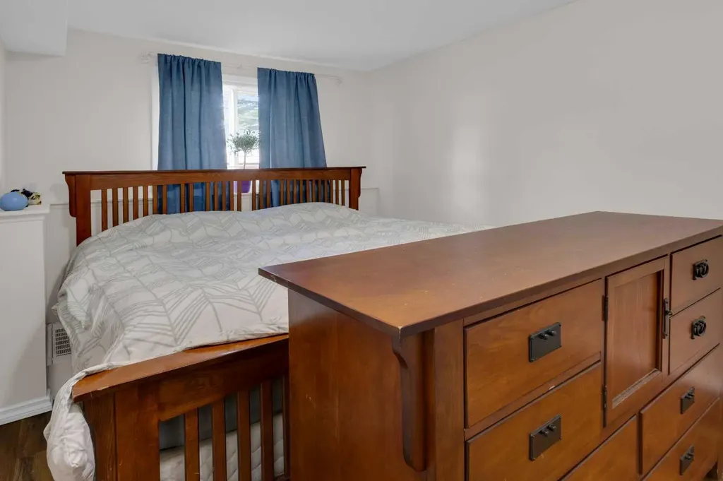 5601 Dalton Drive NW Calgary AB T3A 2E2