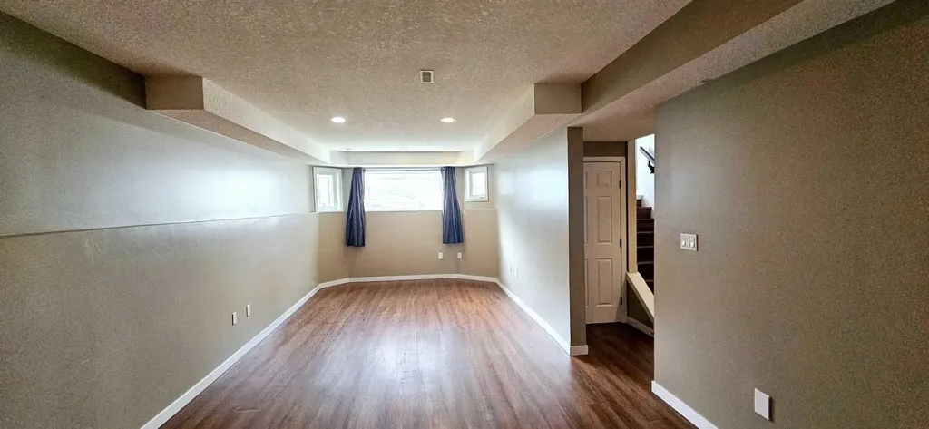 8805 125 Avenue Grande Prairie AB T8X1P2