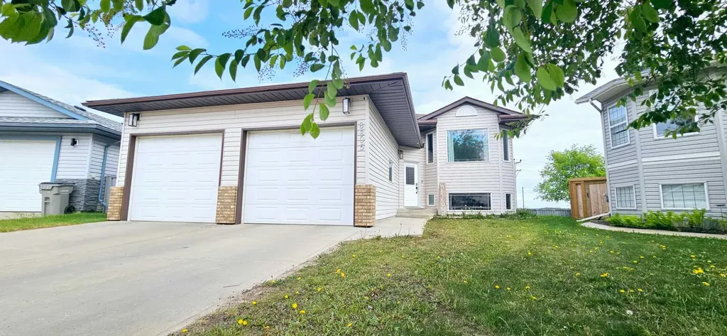 8805 125 Avenue Grande Prairie AB T8X1P2