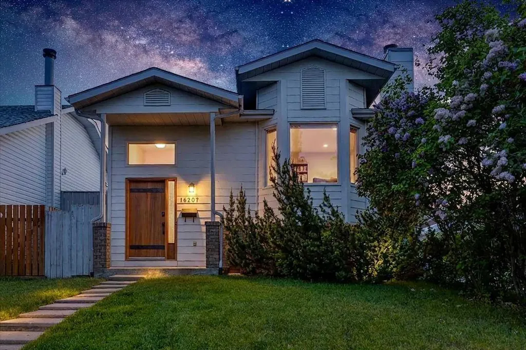 16207 Shawfield Drive SW Calgary AB t2y2v7