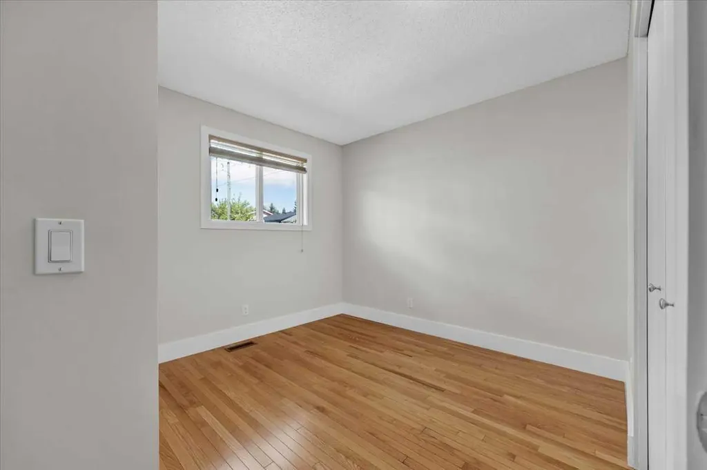16207 Shawfield Drive SW Calgary AB t2y2v7