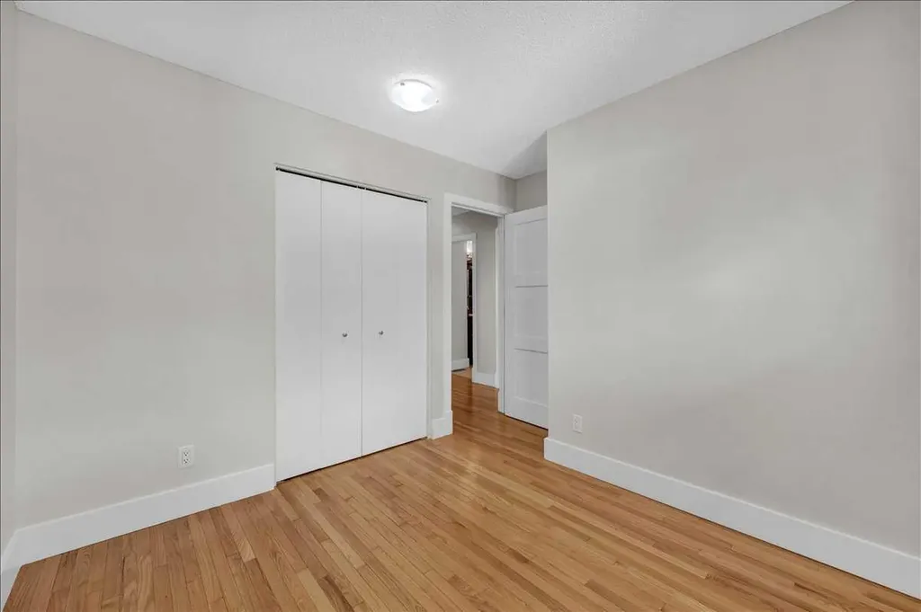 16207 Shawfield Drive SW Calgary AB t2y2v7