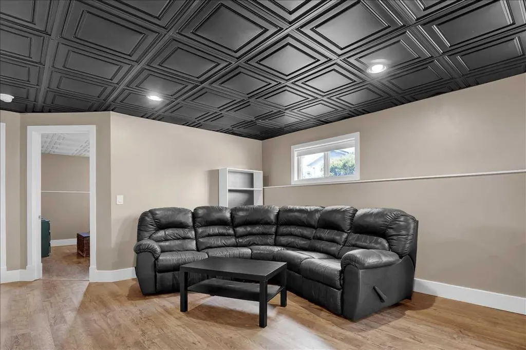 16207 Shawfield Drive SW Calgary AB t2y2v7