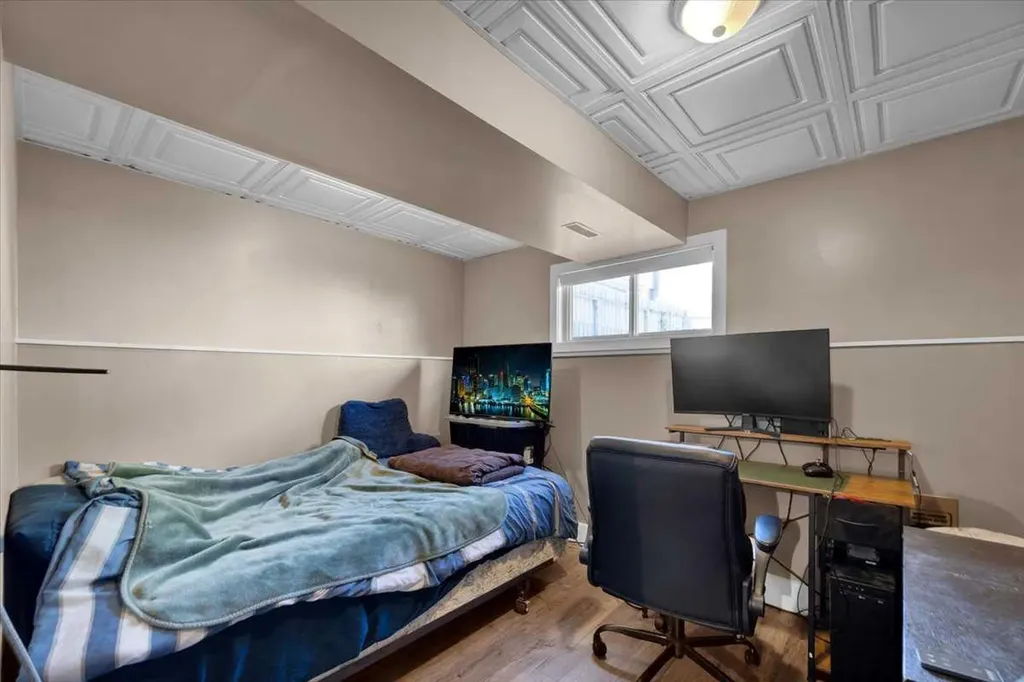 16207 Shawfield Drive SW Calgary AB t2y2v7