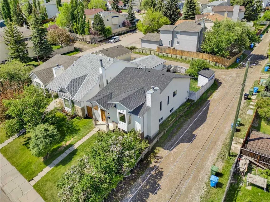 16207 Shawfield Drive SW Calgary AB t2y2v7