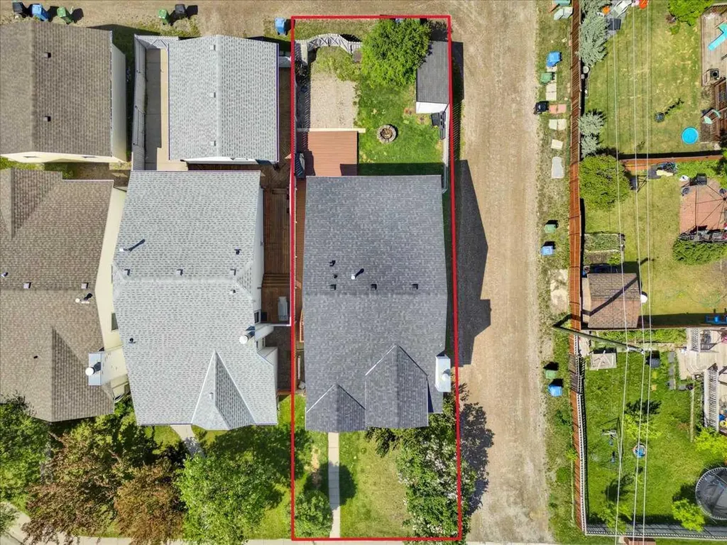16207 Shawfield Drive SW Calgary AB t2y2v7