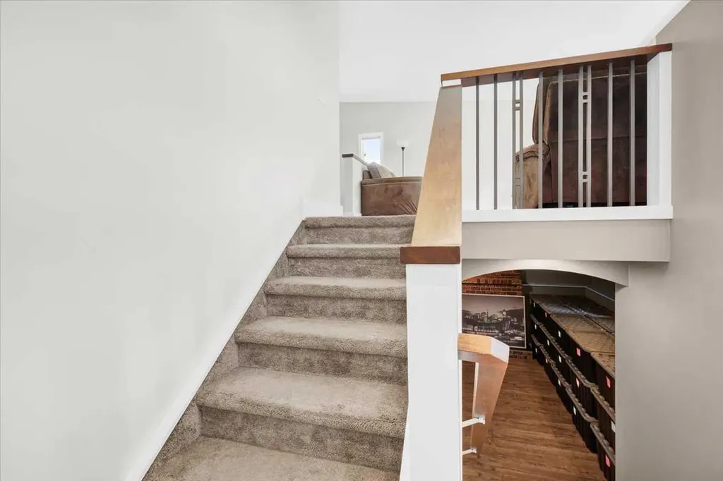 16207 Shawfield Drive SW Calgary AB t2y2v7