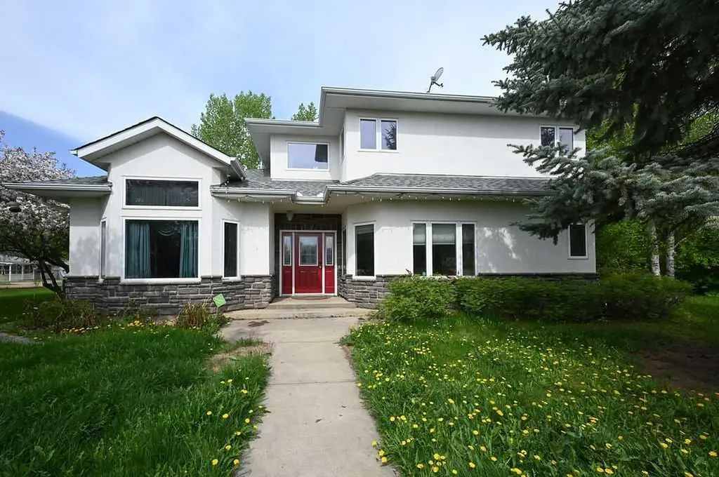 5002 52 Street Colinton AB T0G 0R0