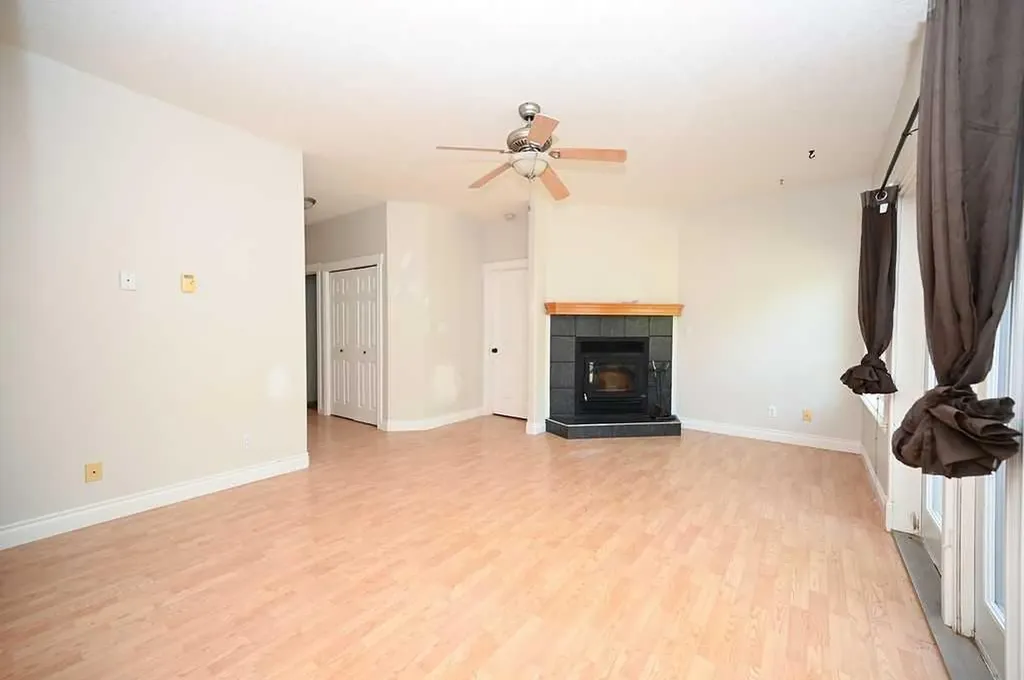 5002 52 Street Colinton AB T0G 0R0