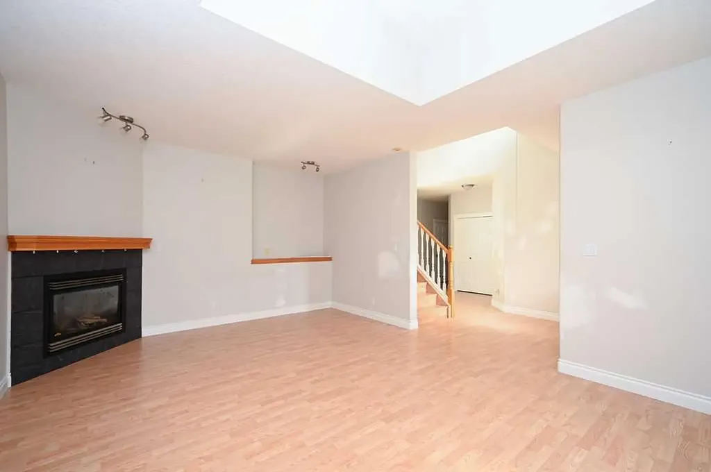 5002 52 Street Colinton AB T0G 0R0
