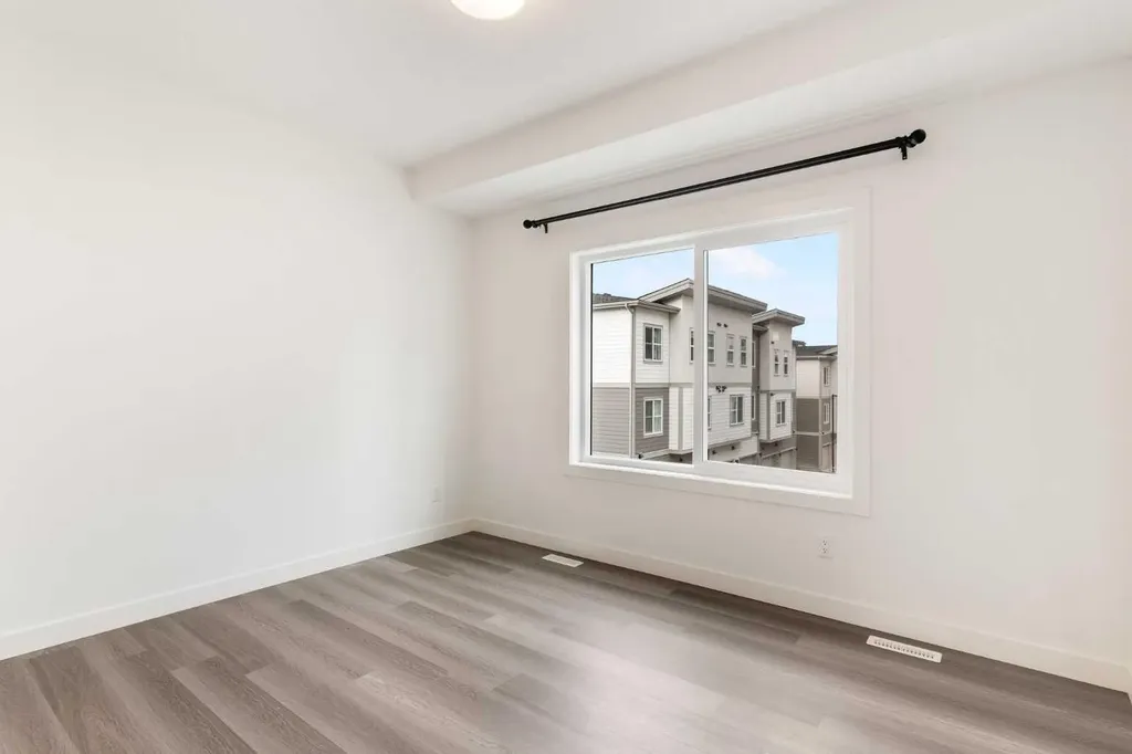 2117 81 Street SW Calgary AB T3H 6H5