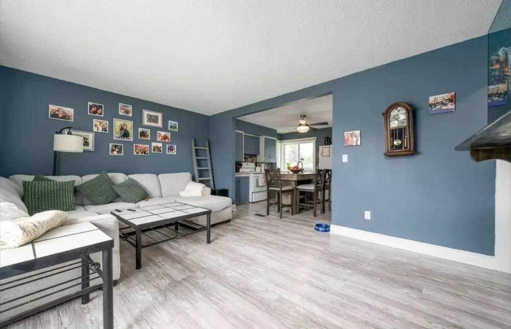 343 10 Street SW Medicine Hat AB T1A 4R6