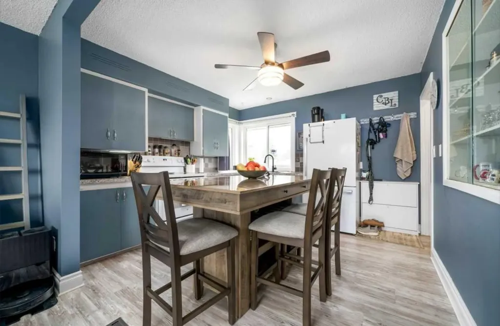 343 10 Street SW Medicine Hat AB T1A 4R6