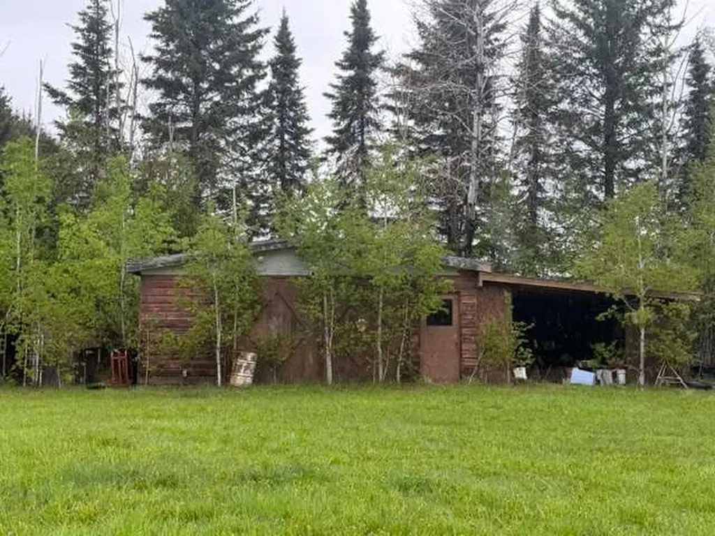 694009 44 Highway Rural Lesser Slave River No. 124 M.d. Of AB T0G 2B0