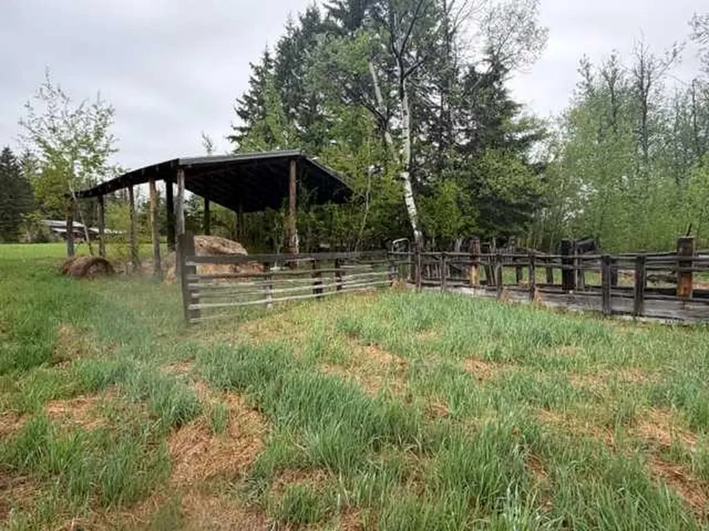 694009 44 Highway Rural Lesser Slave River No. 124 M.d. Of AB T0G 2B0