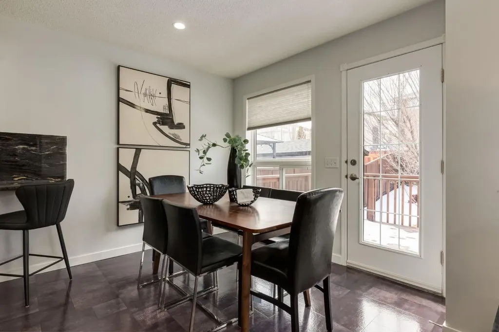 82 Hidden Ridge View NW Calgary AB T3A 5V8