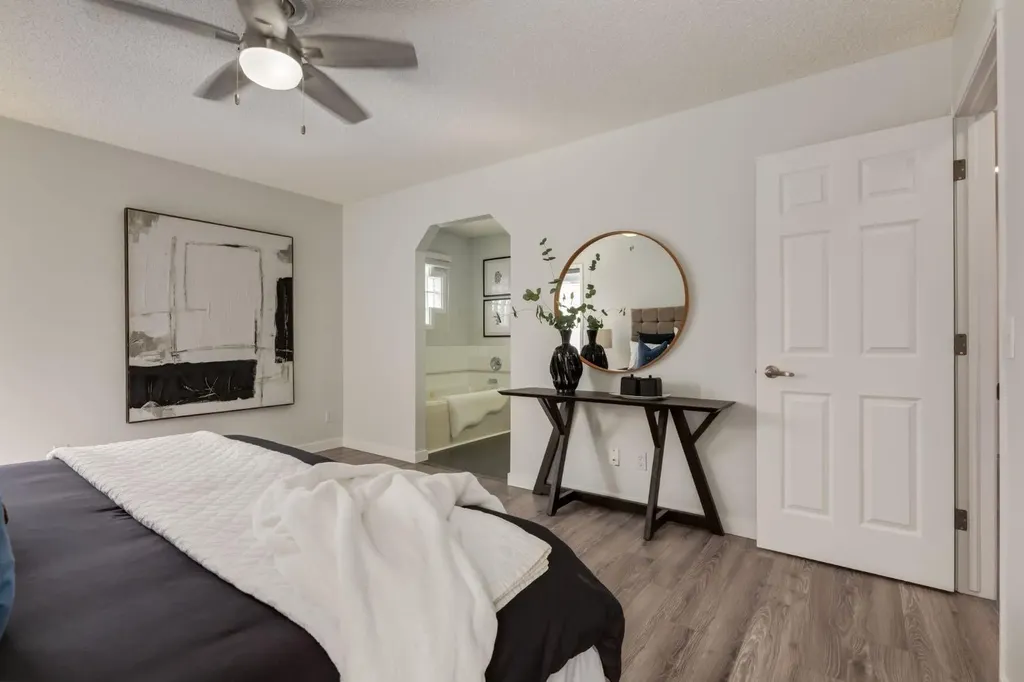 82 Hidden Ridge View NW Calgary AB T3A 5V8