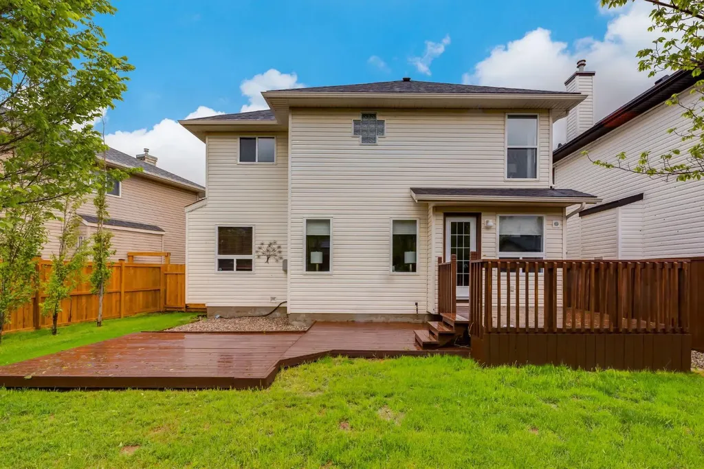 82 Hidden Ridge View NW Calgary AB T3A 5V8