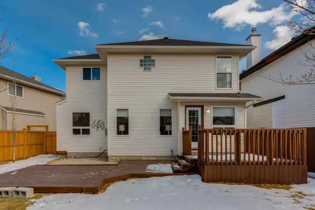 82 Hidden Ridge View NW Calgary AB T3A 5V8