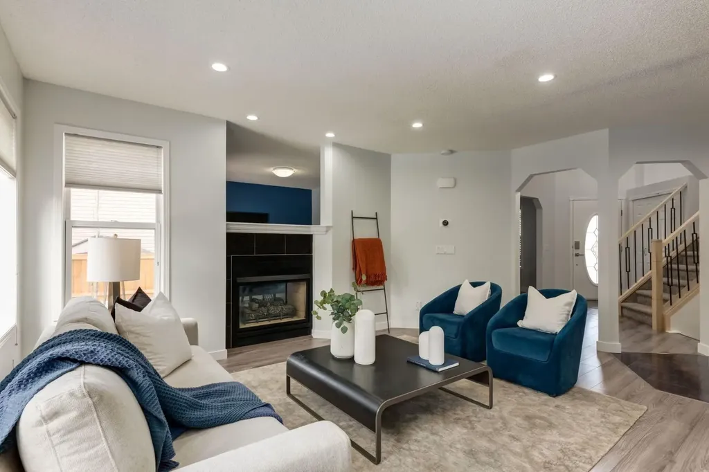 82 Hidden Ridge View NW Calgary AB T3A 5V8