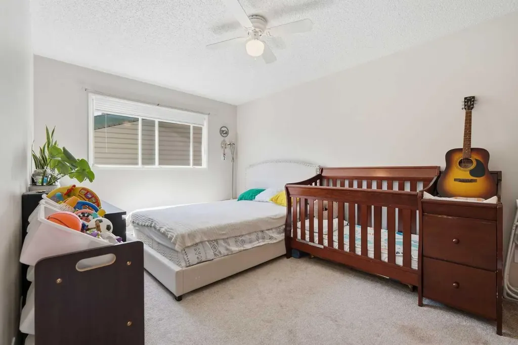 121 Sunbank Way SE Calgary AB T2X 2A5