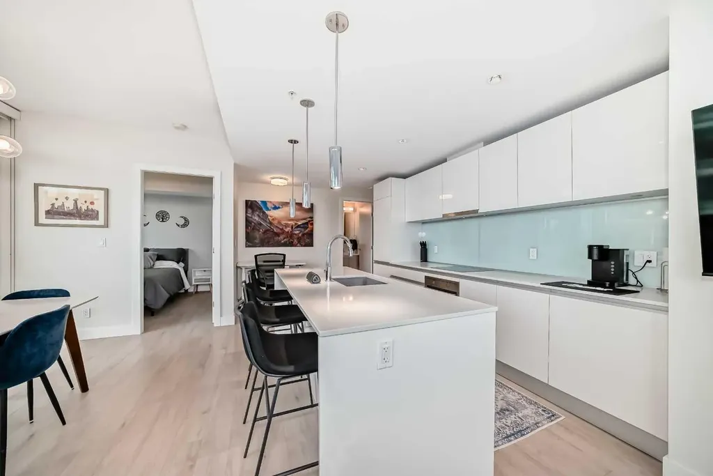 1188 3 Street SE Calgary AB T2G 1H8