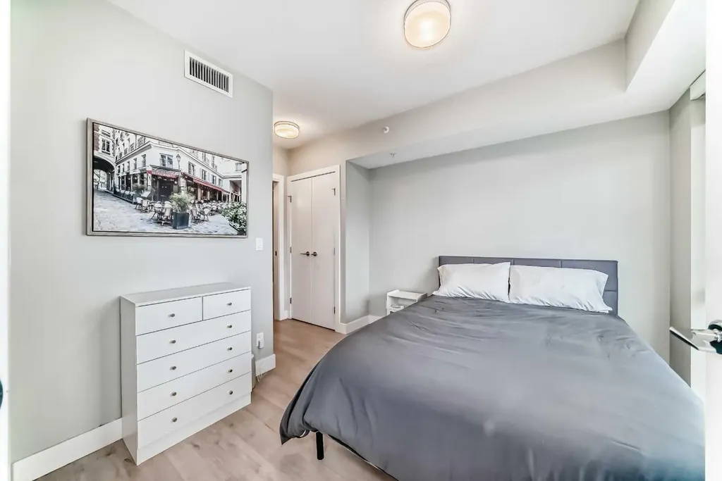 1188 3 Street SE Calgary AB T2G 1H8