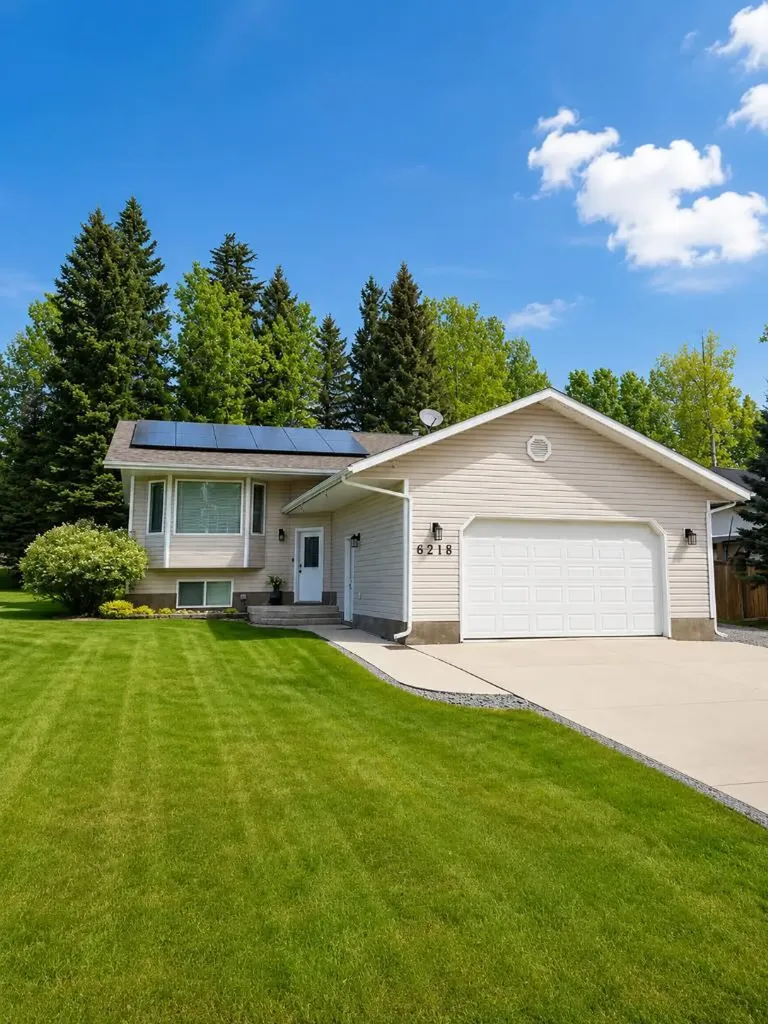 6218 12 Avenue S Edson AB T7E1Y5
