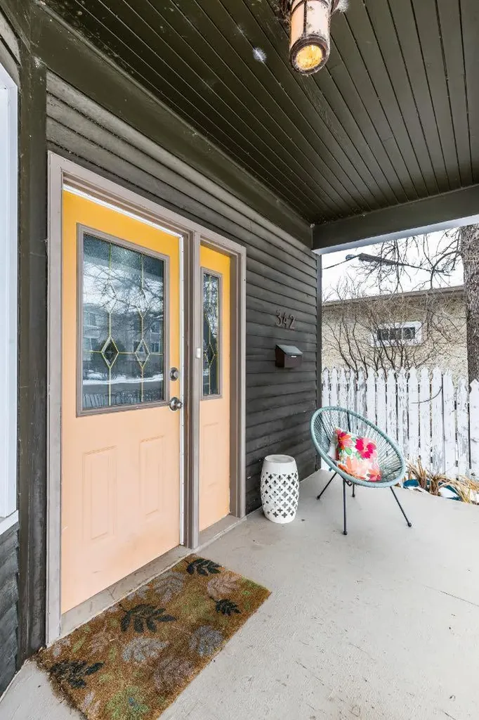 342 Cambridge Street SE Medicine Hat AB T1A0S8