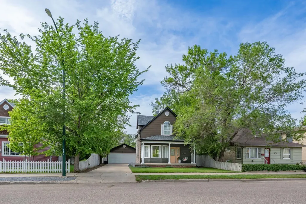342 Cambridge Street SE Medicine Hat AB T1A0S8