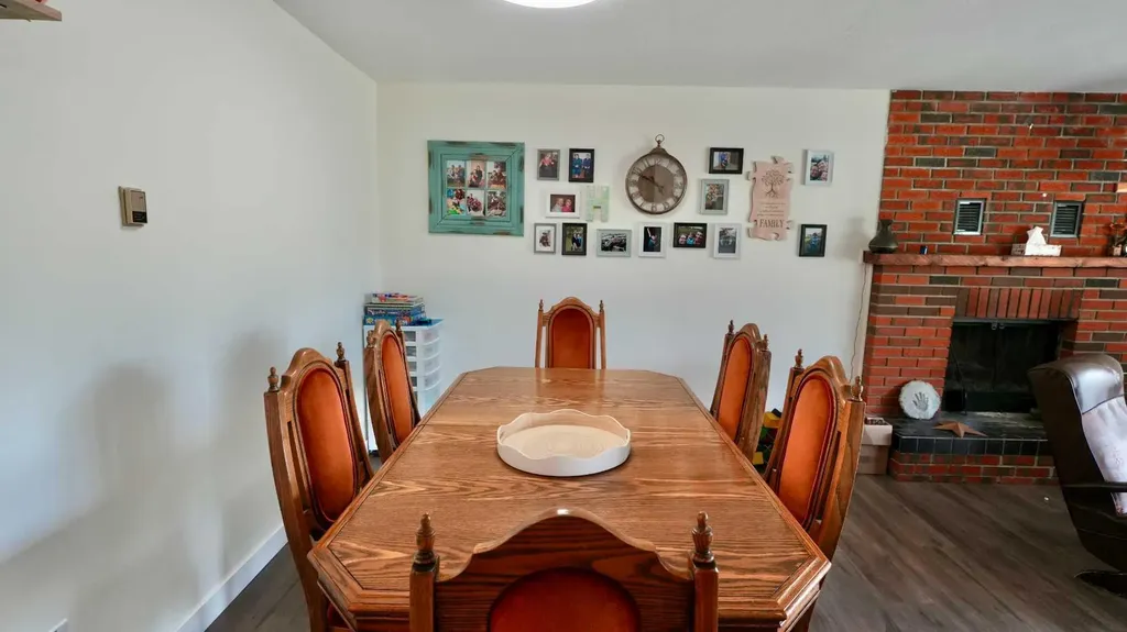 8301 94 Street Peace River AB T8S 1G1