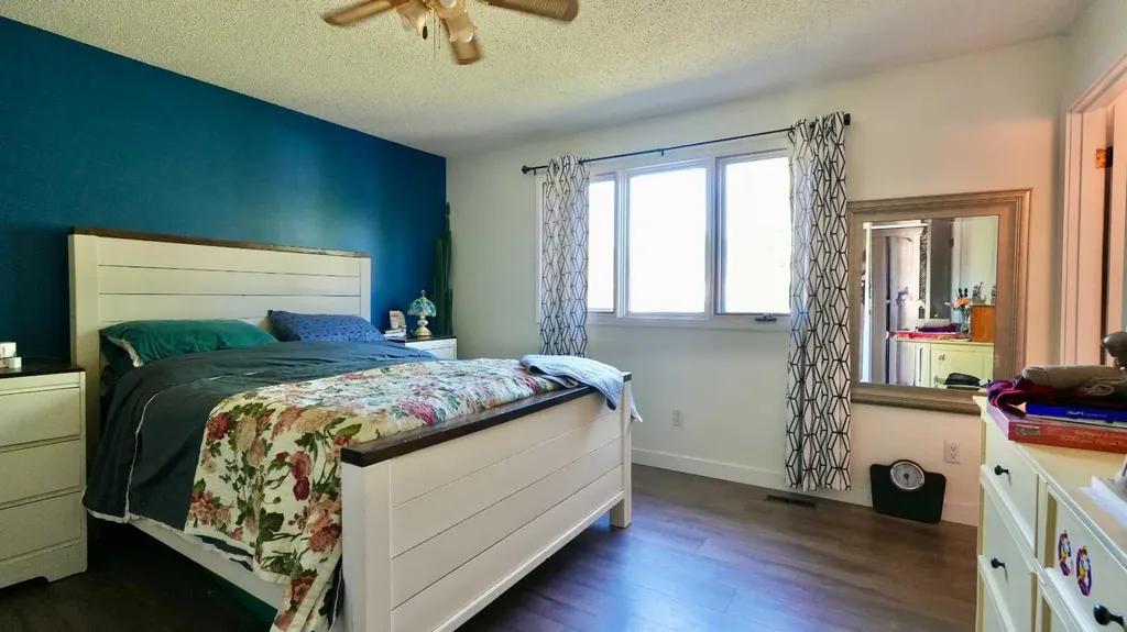 8301 94 Street Peace River AB T8S 1G1