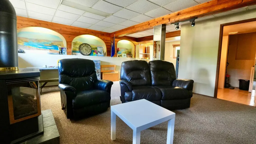 8301 94 Street Peace River AB T8S 1G1